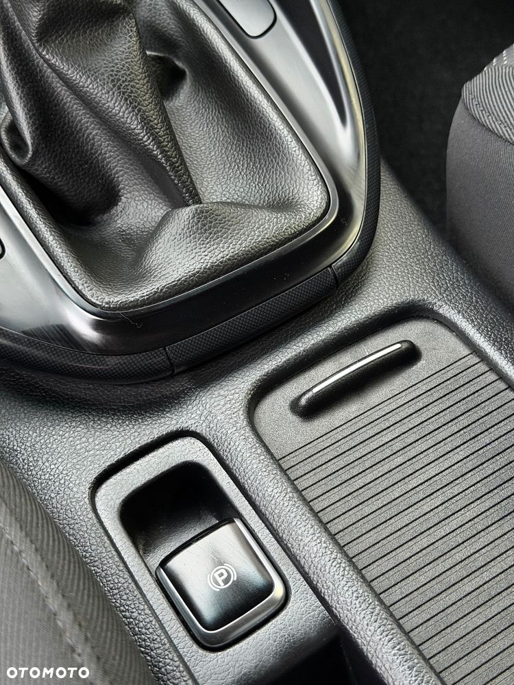 Kia Carens 1.7 CRDi XL 7os - 29