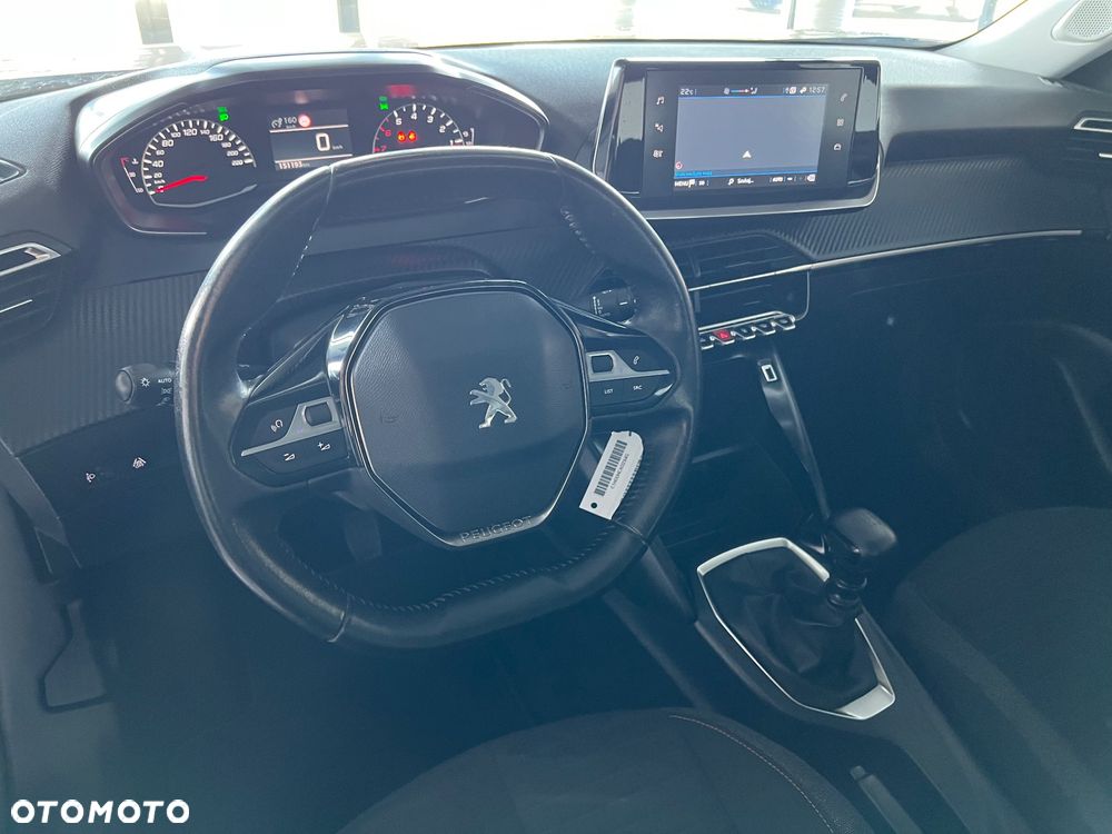 Peugeot 2008 - 14