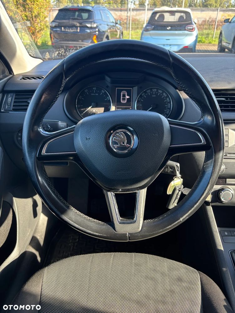 Skoda Octavia - 10