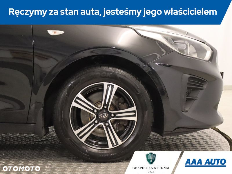 Kia Ceed - 16