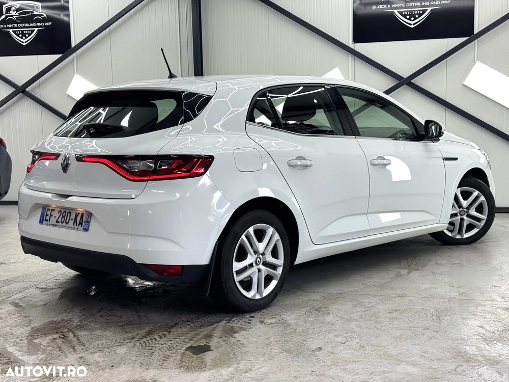 Renault Megane ENERGY dCi 110 EDC BUSINESS - 16