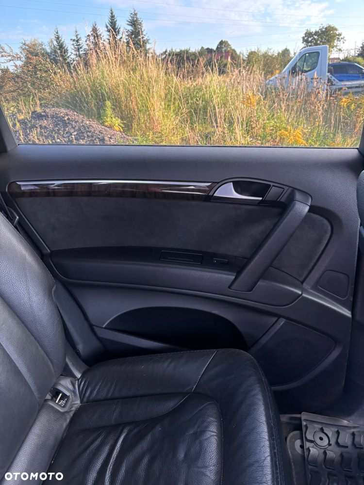 Audi Q7 3.0 TDI Quattro Tiptr - 22