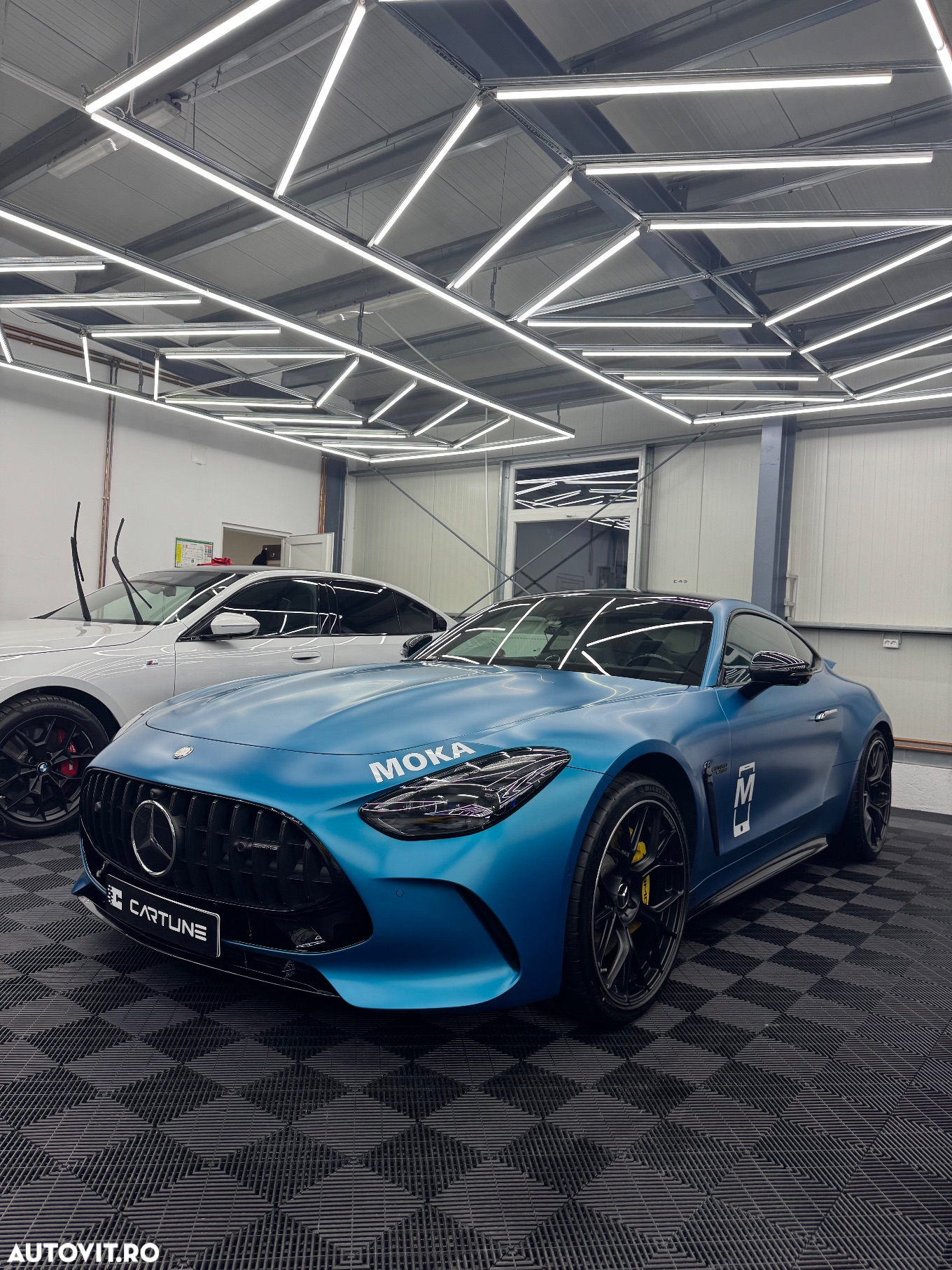 Mercedes-Benz AMG GT R Roadster - 18