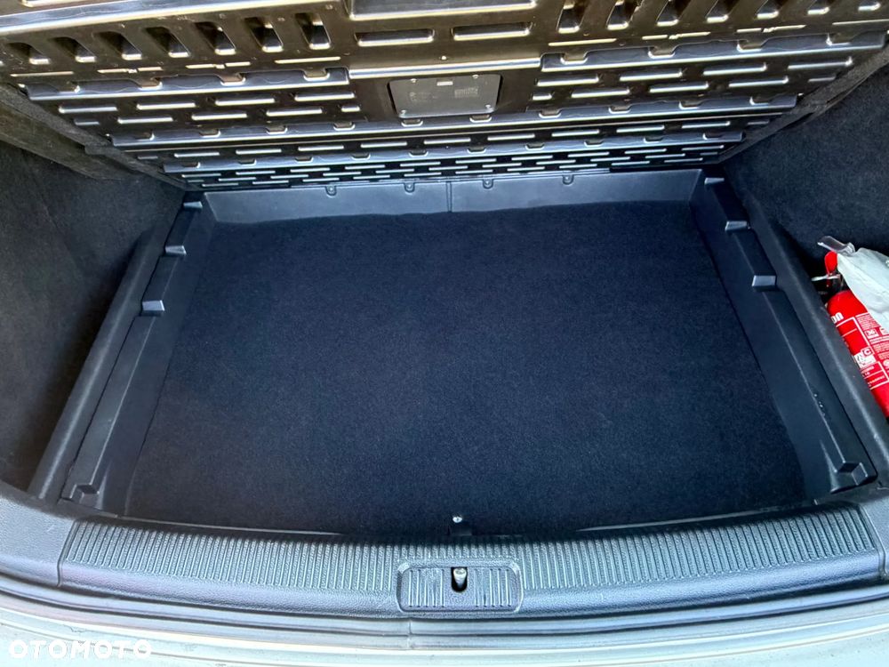 Volkswagen Golf 1.4 TSI Comfortline - 11