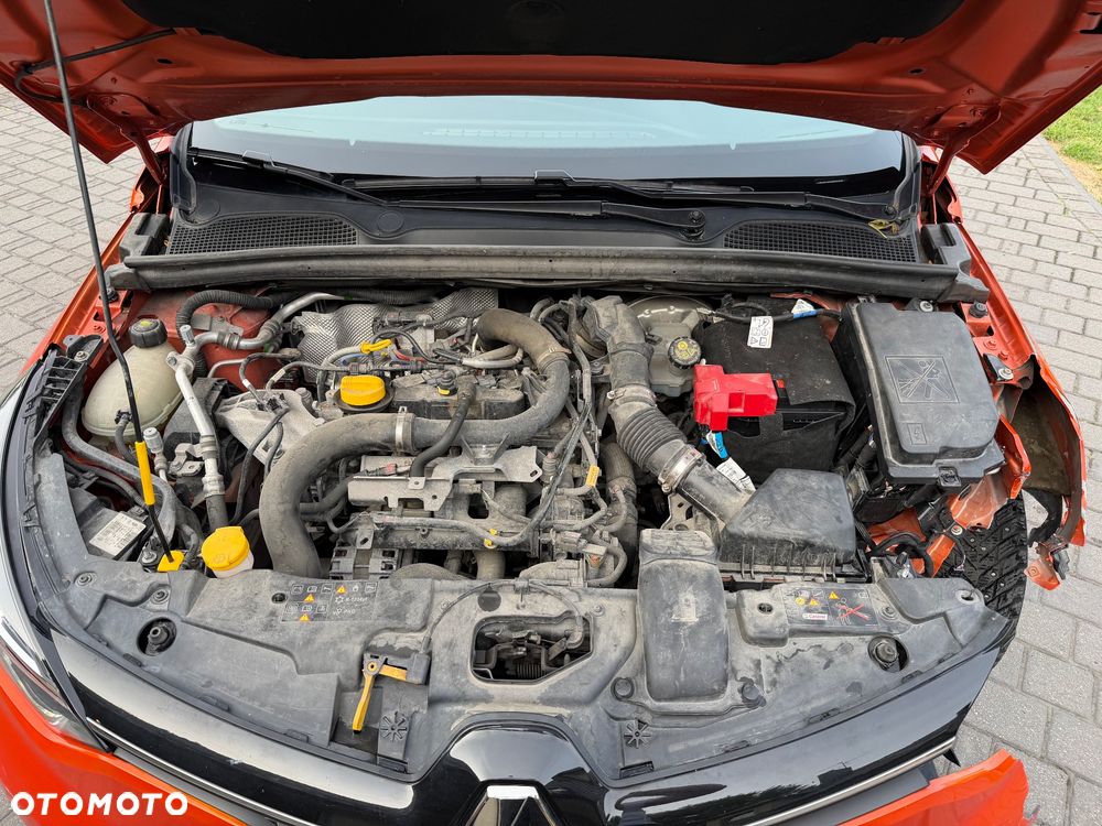 Renault Clio TCe 100 EXPERIENCE - 23