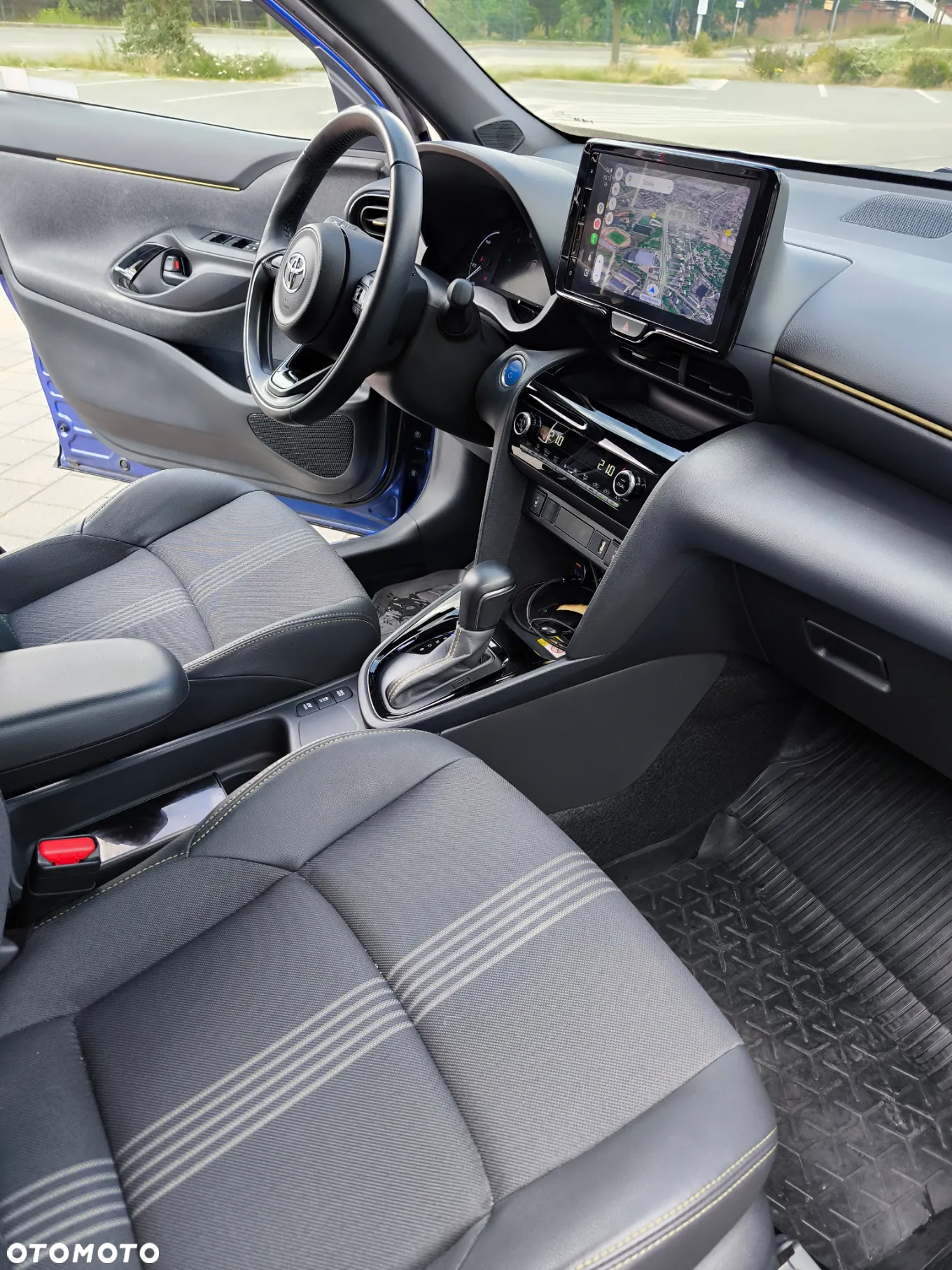 Toyota Yaris Cross Hybrid 1.5 Adventure - 12