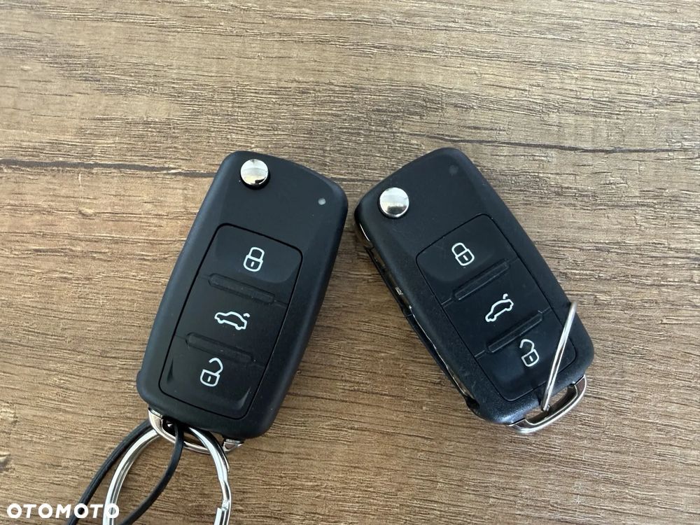 Volkswagen Caddy Comfortline 4Motion DSG - 25