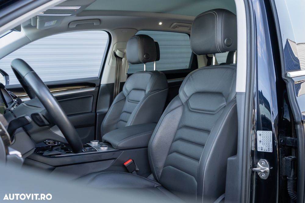 Volkswagen Touareg 3.0 V6 TDI SCR 4Motion Automatik Elegance - 20