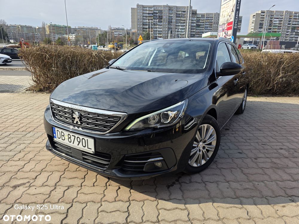 Peugeot 308 BlueHDi 130 Stop & Start Allure Pack - 1