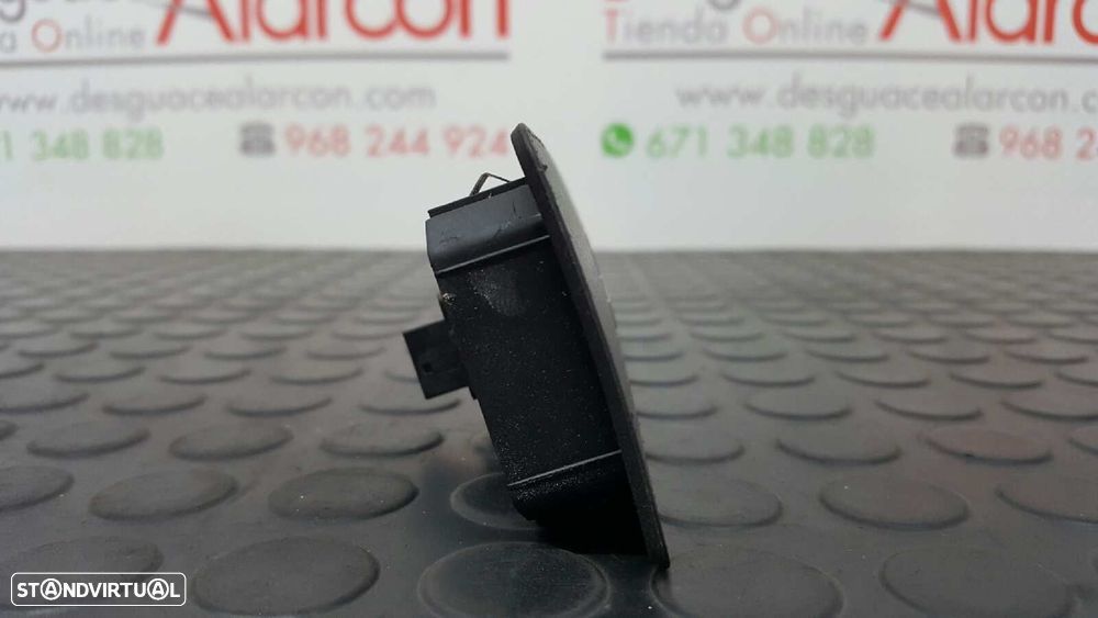 COMANDO DO ELEVADOR FRENTE DIREITO BMW SERIE 1 BERLINA (E81/E87) 120D - 6