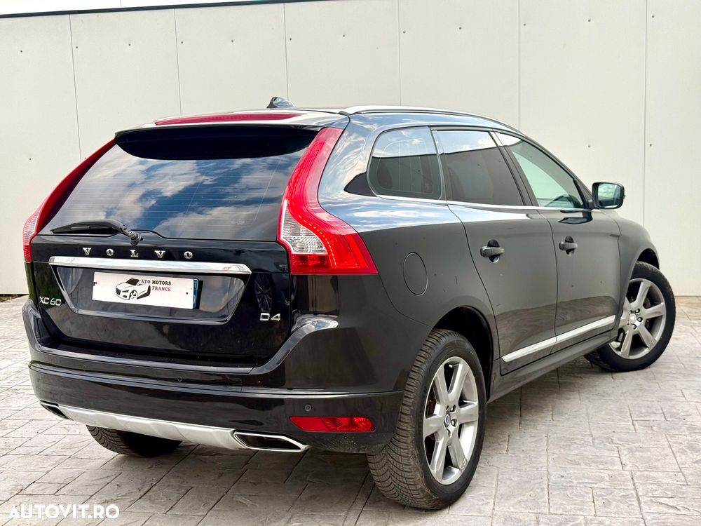 Volvo XC 60 D4 Geartronic Momentum - 17