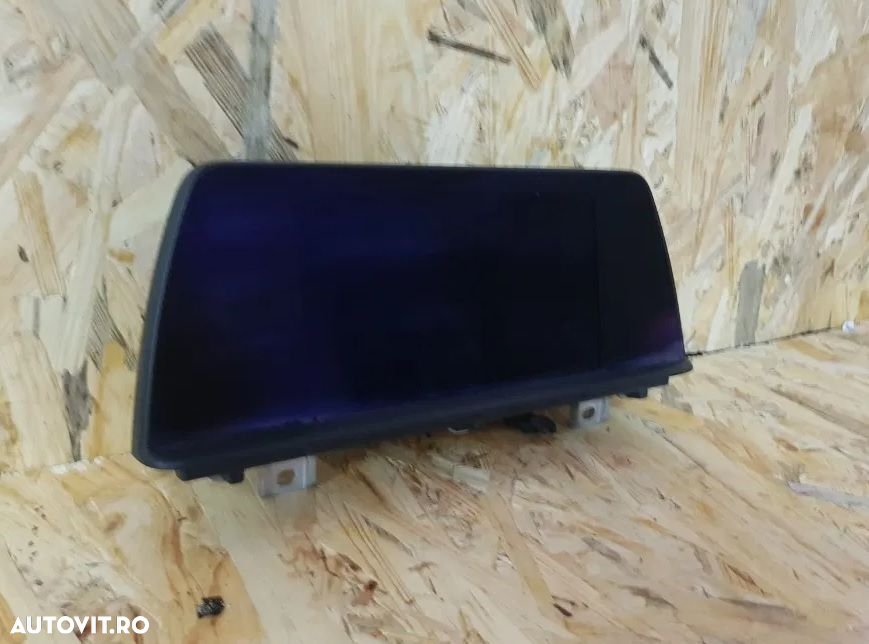 Display Navigatie Bmw F30 F31 L7 CID Cod 9292247 - 3