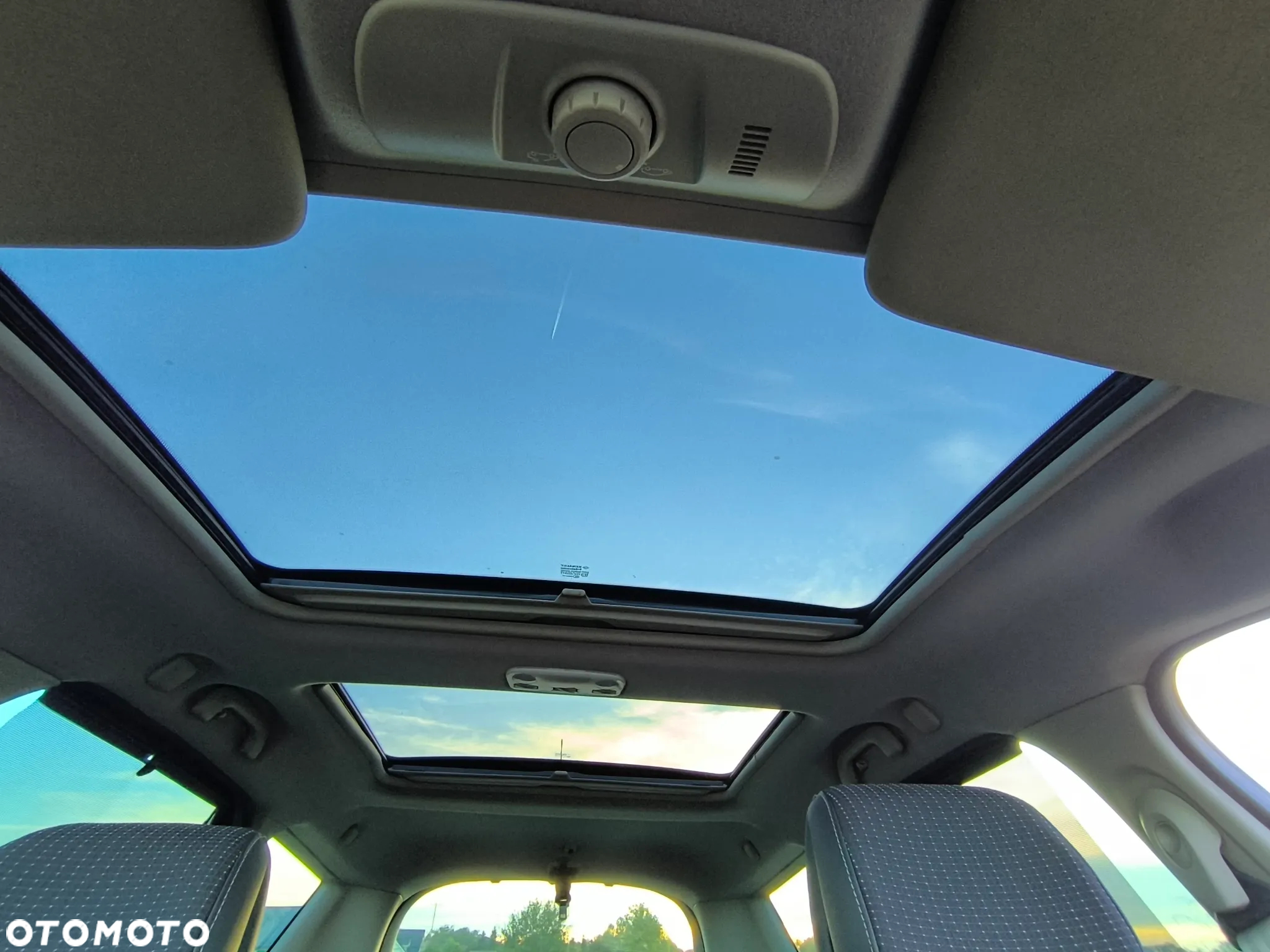 Renault Grand Scenic Gr 2.0 dCi Bose - 5