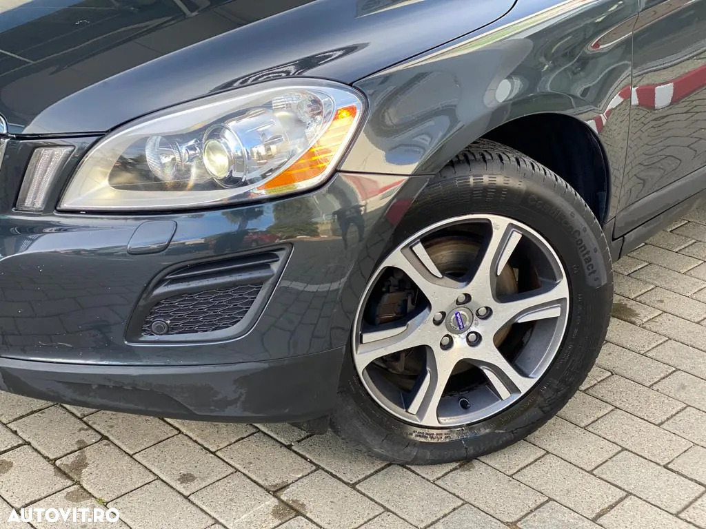 Volvo XC 60 D3 Start-Stop Summum - 19