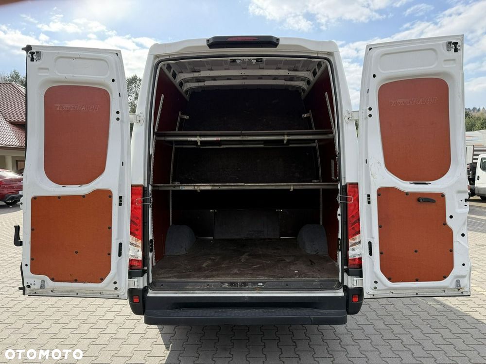 Iveco Daily 35S18 - 11