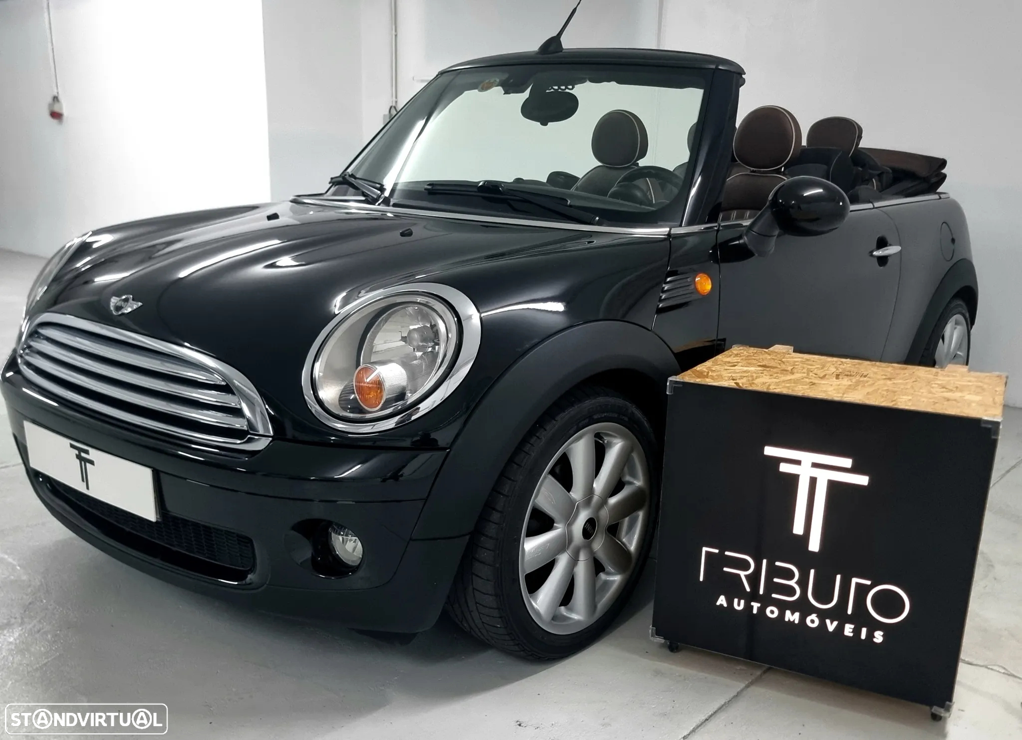 MINI Cabrio Cooper Auto - 9