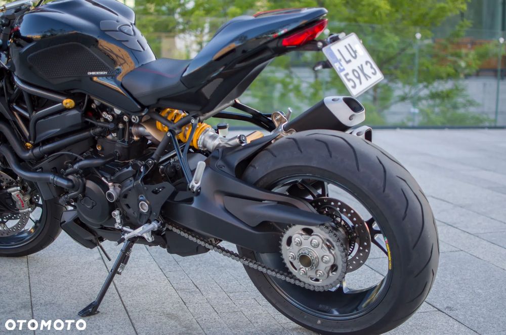 Ducati Monster - 14