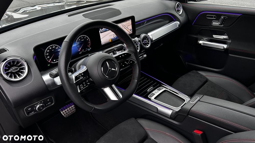 Mercedes-Benz GLB 200 AMG Line 7G-DCT - 11