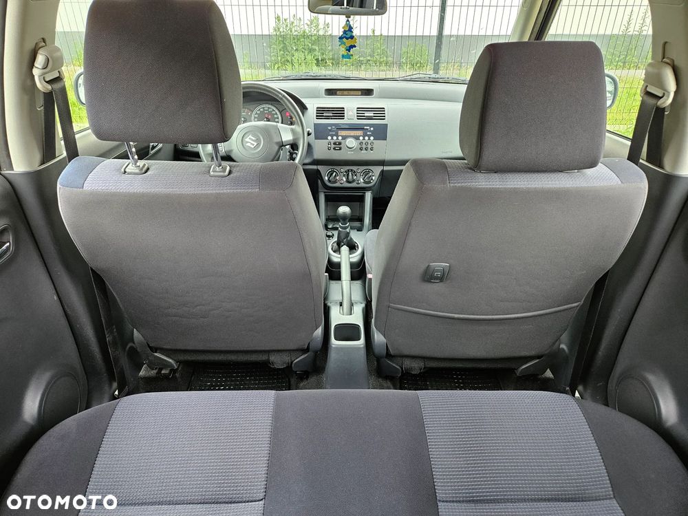 Suzuki Swift 1.3 4x4 Comfort - 12