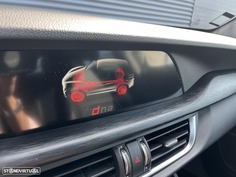 Alfa Romeo Stelvio 2.2 D Super AT8 - 49