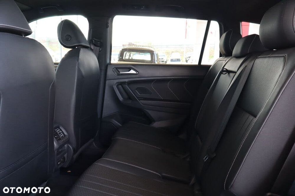 Volkswagen Tiguan - 23