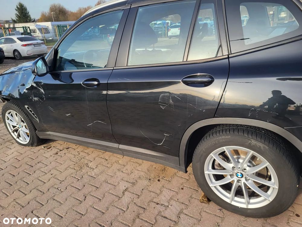 BMW X3 xDrive30i Advantage sport - 7