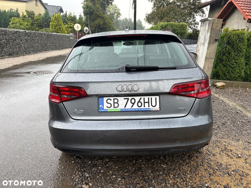Audi A3 Sportback 1.6 TDI S tronic - 6