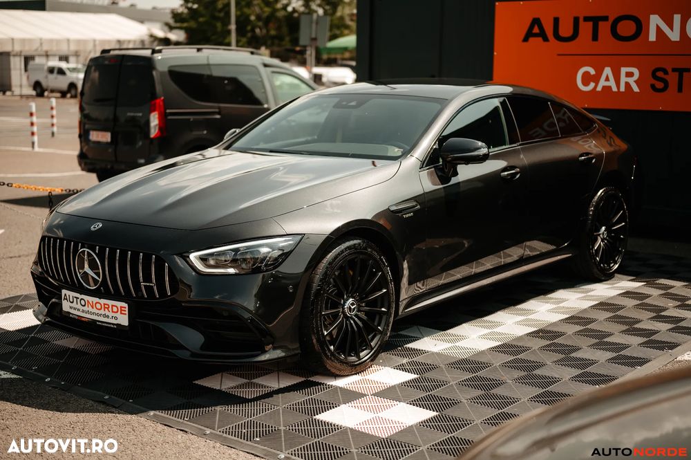 Mercedes-Benz AMG - 7