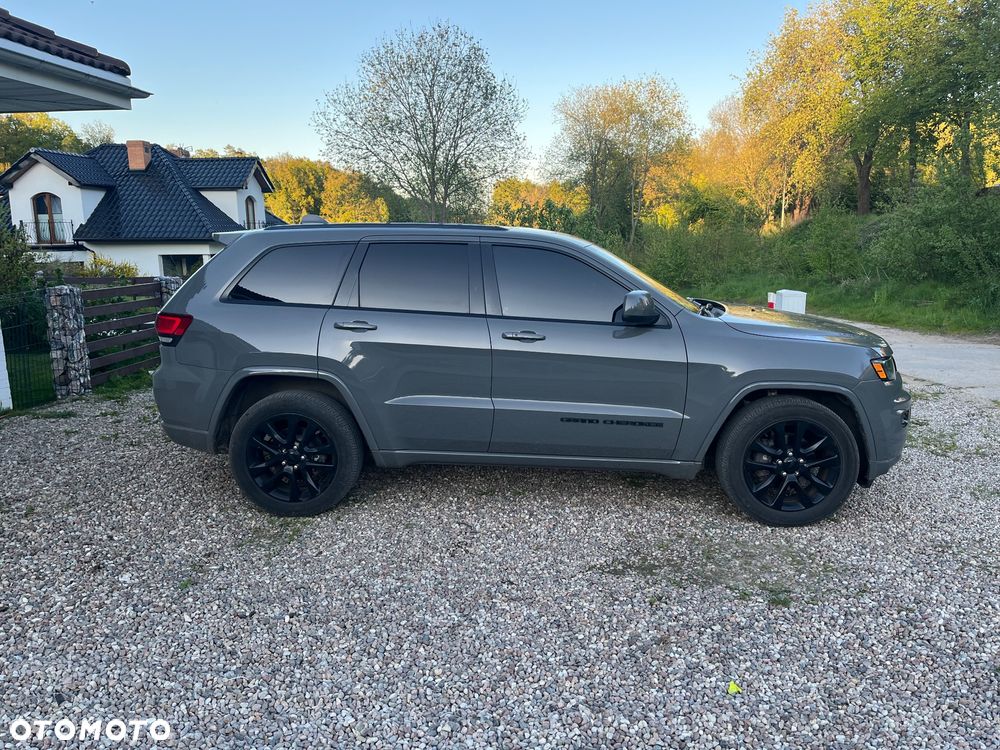 Jeep Grand Cherokee - 6