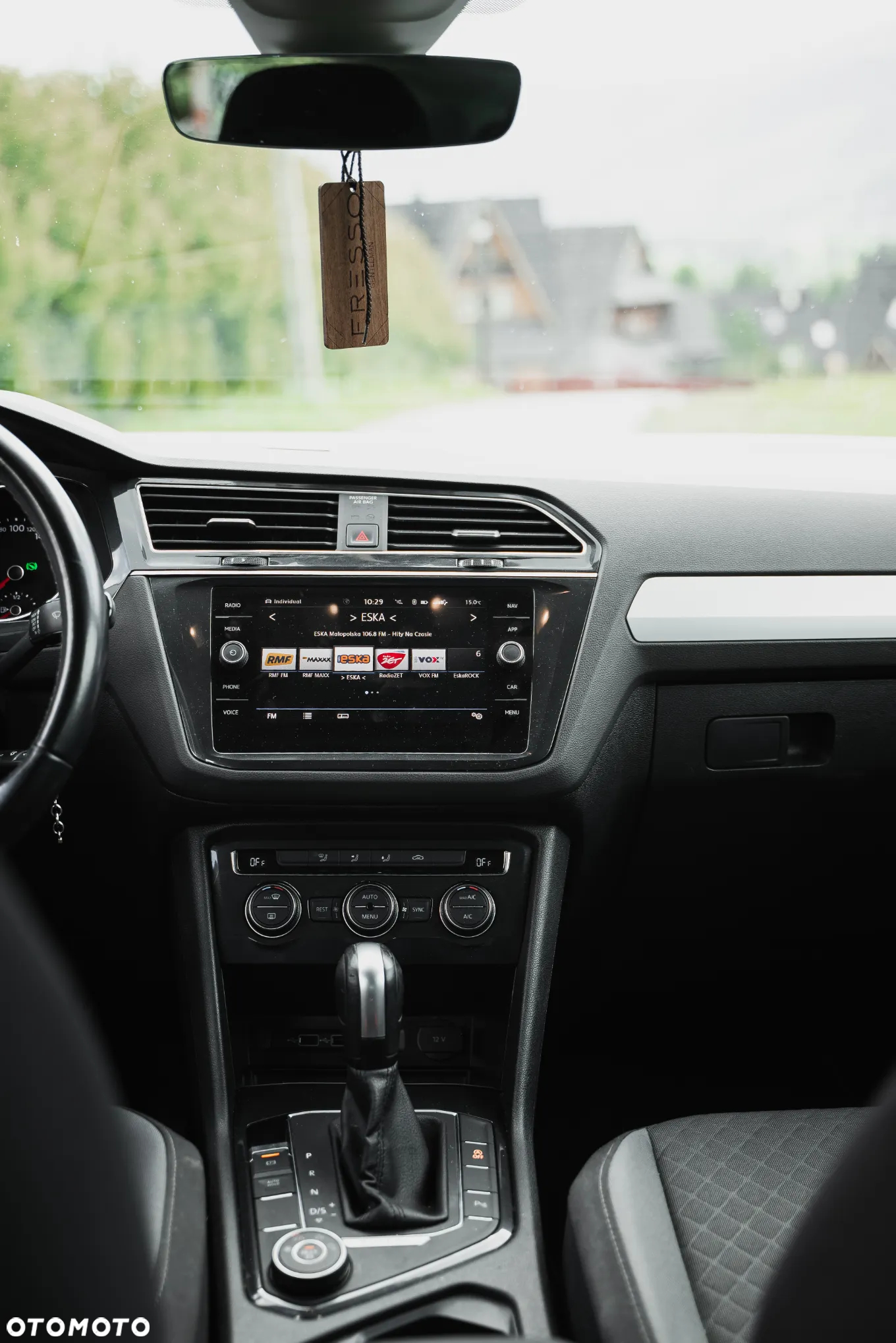 Volkswagen Tiguan - 10