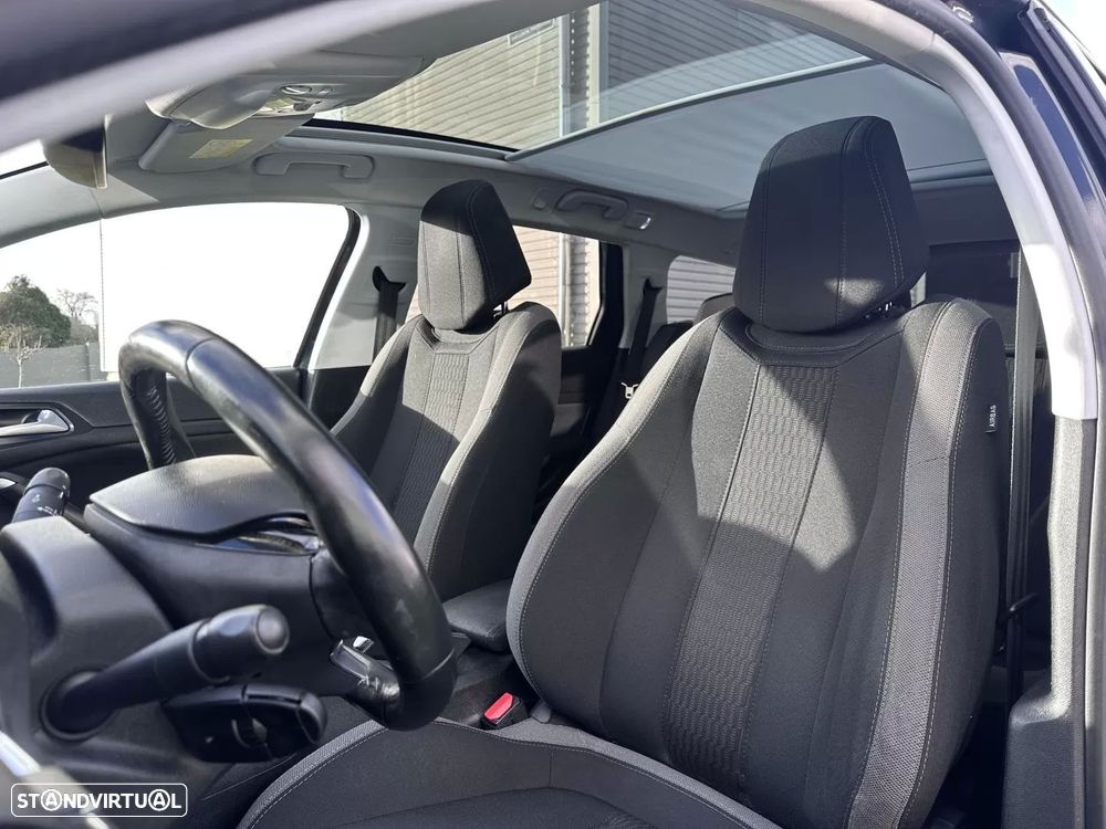 Peugeot 308 SW 1.2 PureTech Style - 25