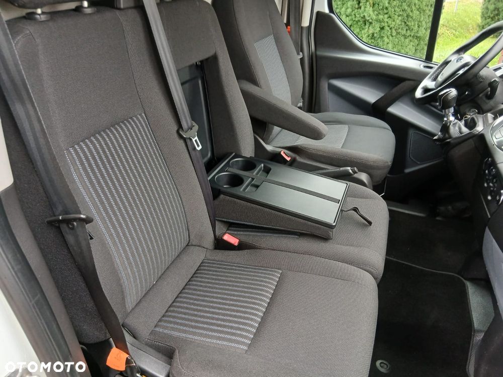 Ford TRANSIT CUSTOM - 27