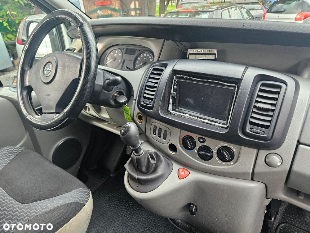 Opel VIVARO - 14