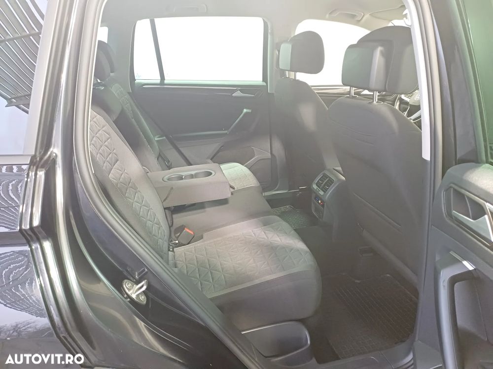 Volkswagen Tiguan 2.0 TDI SCR DSG 4Motion Life - 30