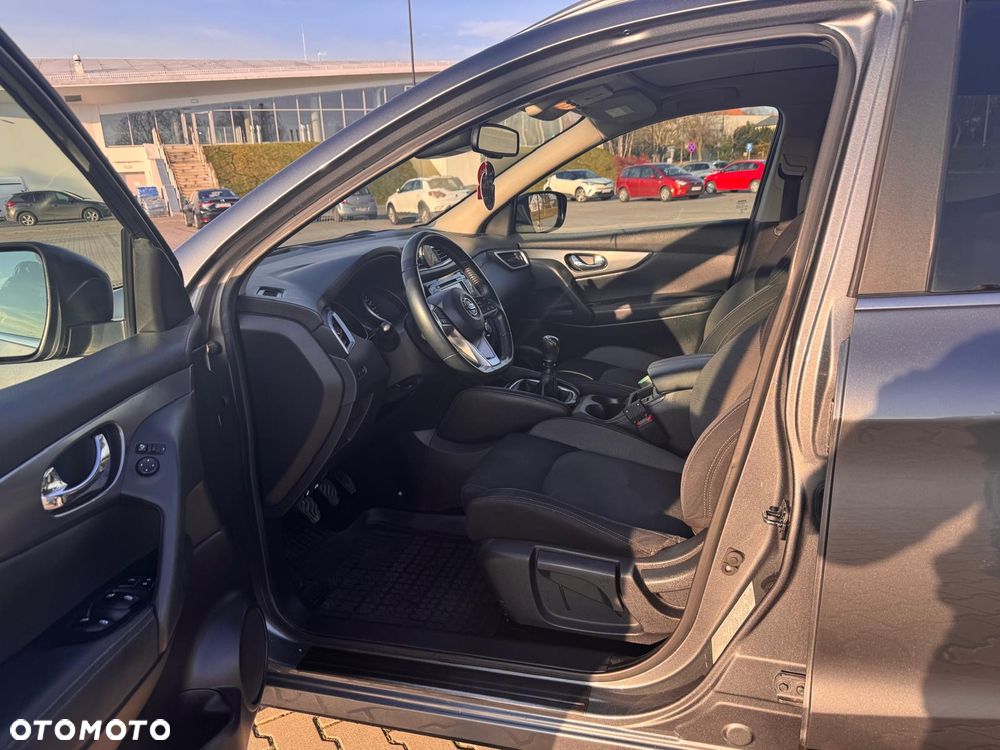 Nissan Qashqai - 17