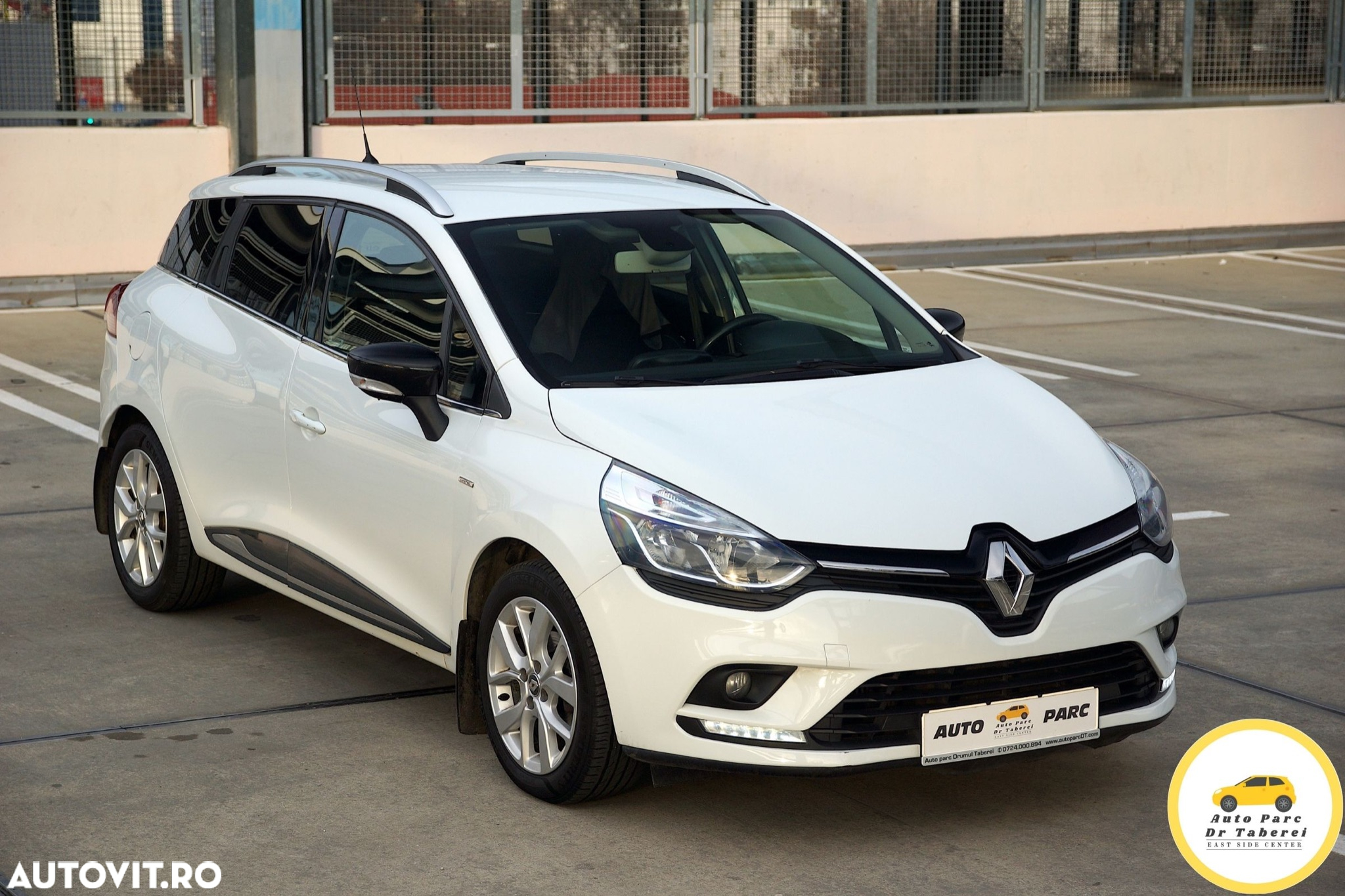 Renault Clio ENERGY TCe 90 Start & Stop LIMITED 2018 - 37