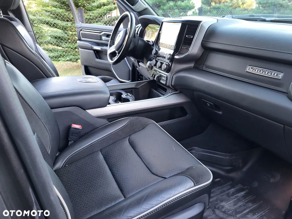 Dodge RAM 5.7 4x4 - 11