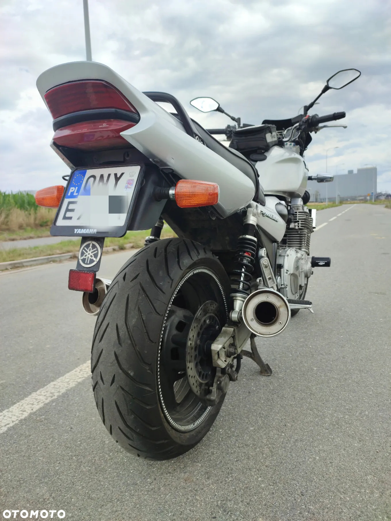 Yamaha XJR - 4