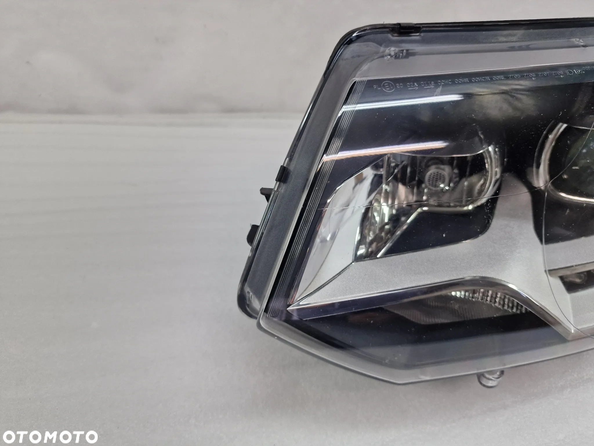 VW T5 LIFT 7E0 / 7E5 MULTIVAN / CARAVELLE 10- LEWA LAMPA PRZEDNIA PRZÓD LEWY XENON + LED , NR 7E5941015 , NR AUKCJI LPP44 - 2