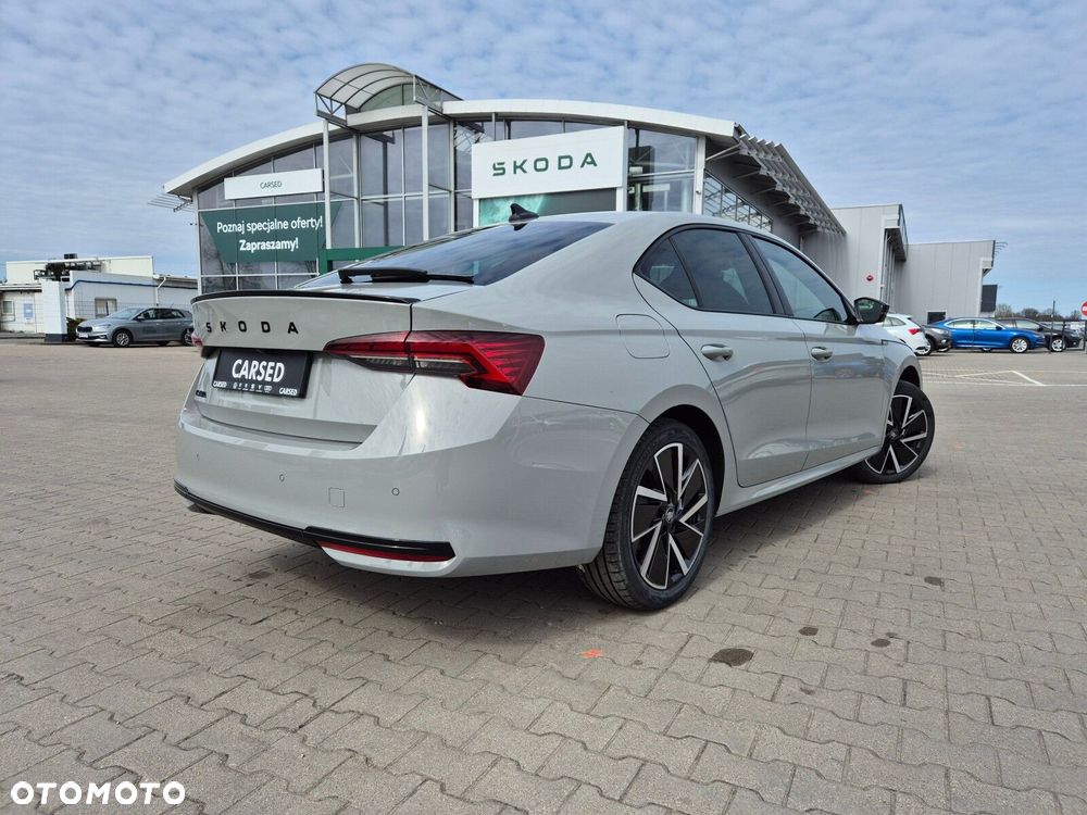 Skoda Octavia 2.0 TDI Sportline DSG - 6