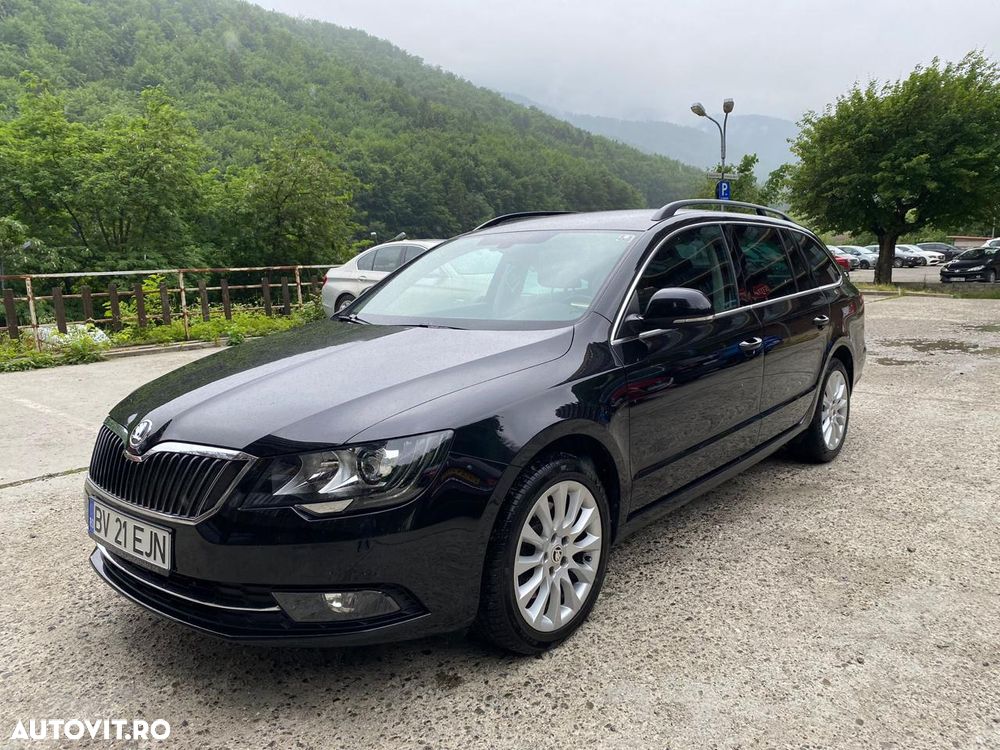 Skoda Superb 2.0 TDI DSG Exclusive - 1