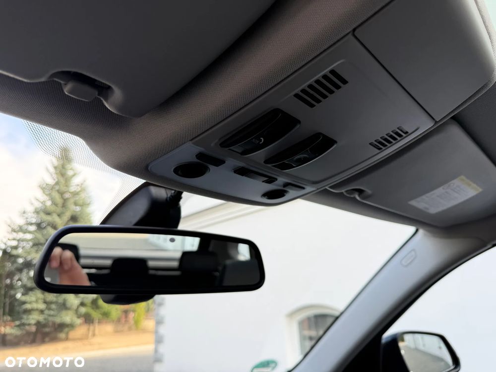 BMW X1 xDrive18d Sport Line - 32