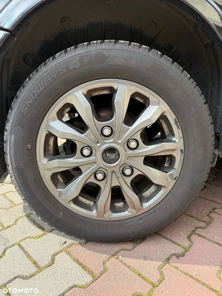 Ford Tourneo Custom - 7