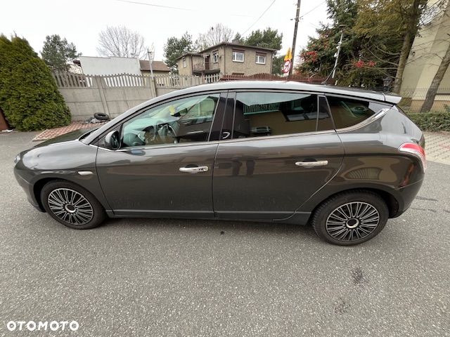 Lancia Delta 1.4 T-Jet 16v Argento - 3