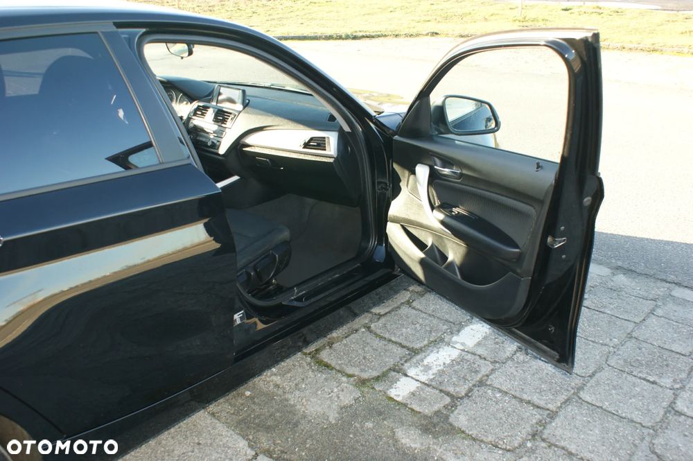 BMW Seria 1 116d DPF Edition Lifestyle - 15