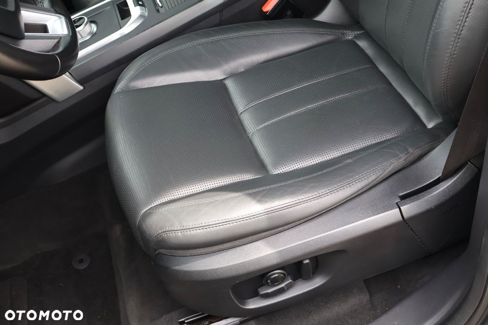 Land Rover Discovery Sport Si4 HSE Luxury - 13