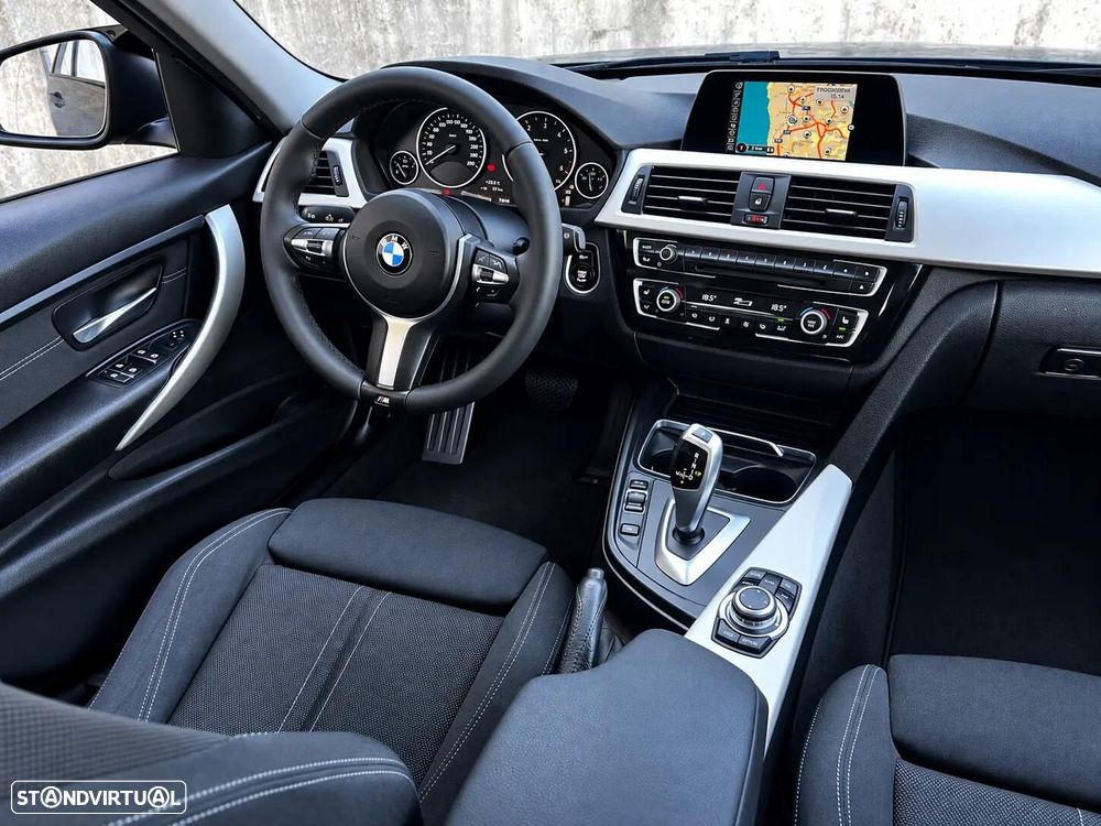BMW 320 d Aut. Sport Line - 7