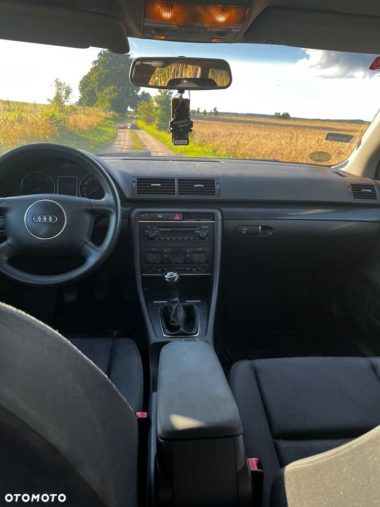 Audi A4 Avant 1.9 TDI - 8