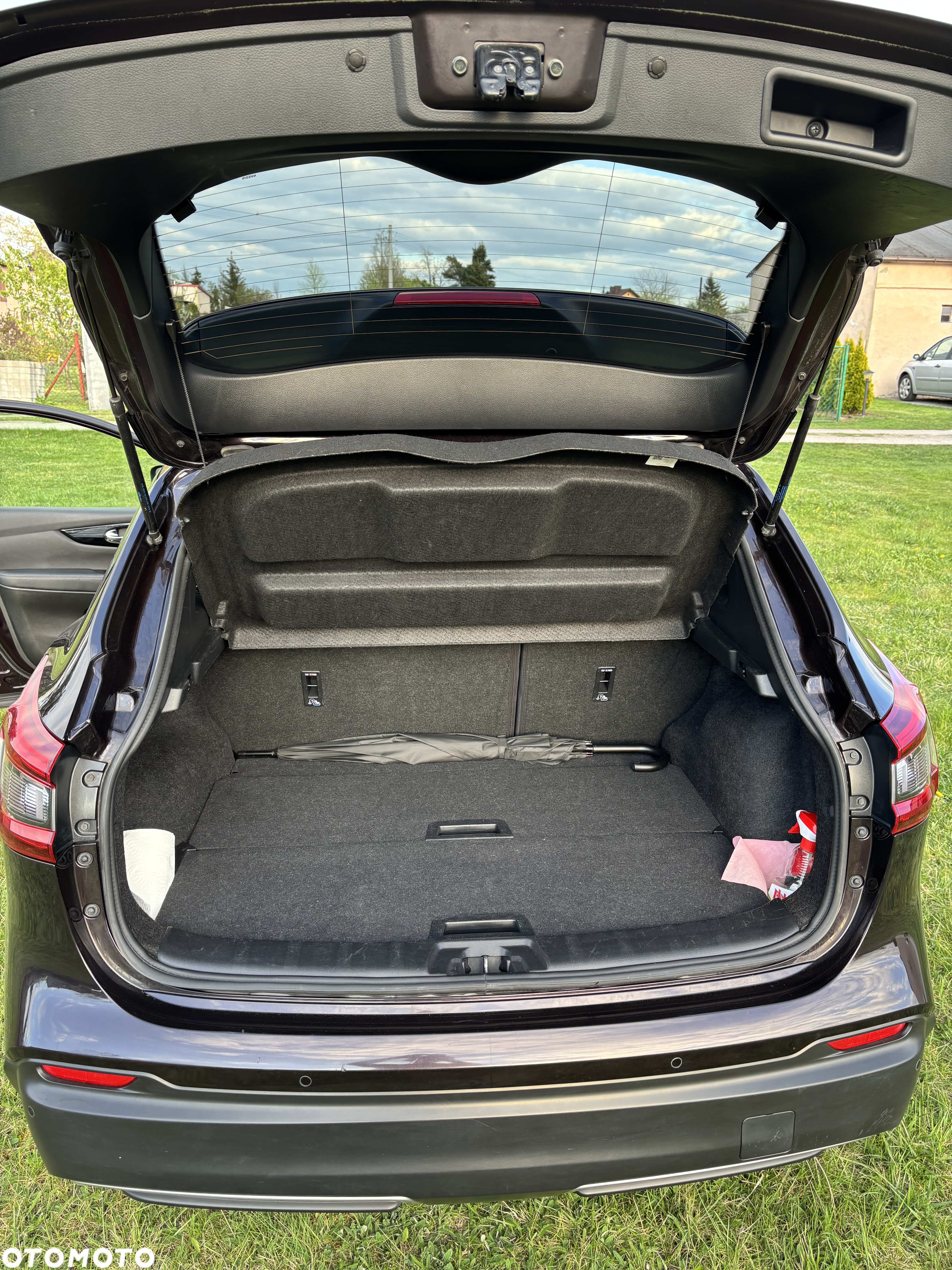 Nissan Qashqai 1.3 DIG-T MHEV Xtronic Tekna - 8
