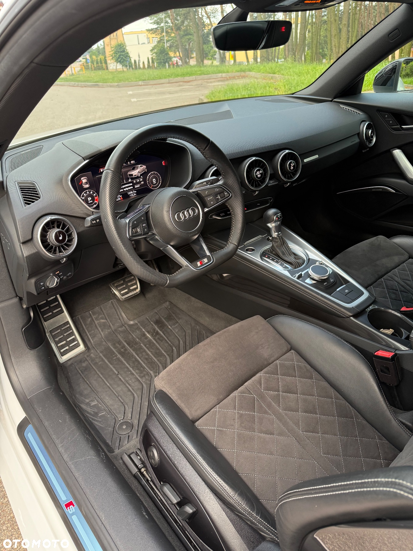 Audi TT Coupe 2.0 TFSI quattro S tronic - 15